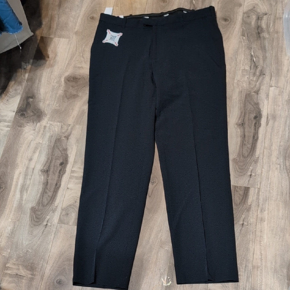 Izod Black Straight-Leg Pants